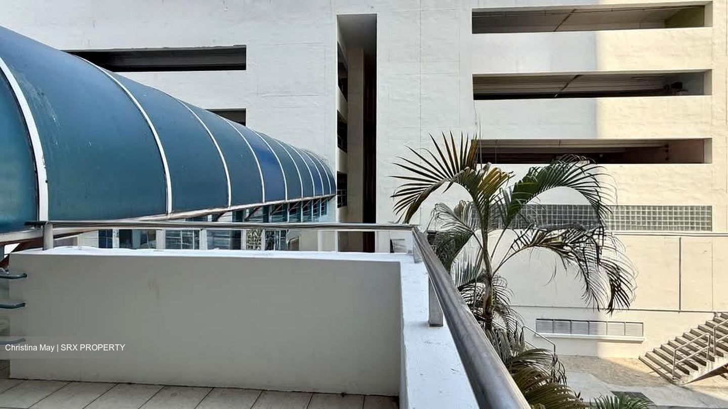 Parkway Centre (D15), Office #543620821